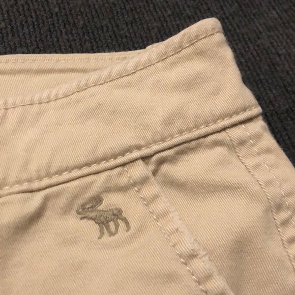 🌹 3 for $10 | Abercrombie&Fitch Khaki Shorts 00 - Picture 3 of 4